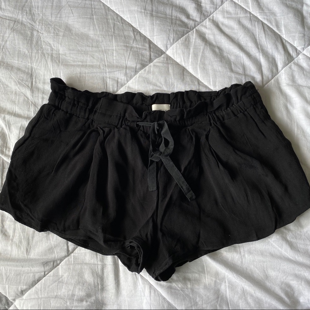 Aritzia montrouge shorts